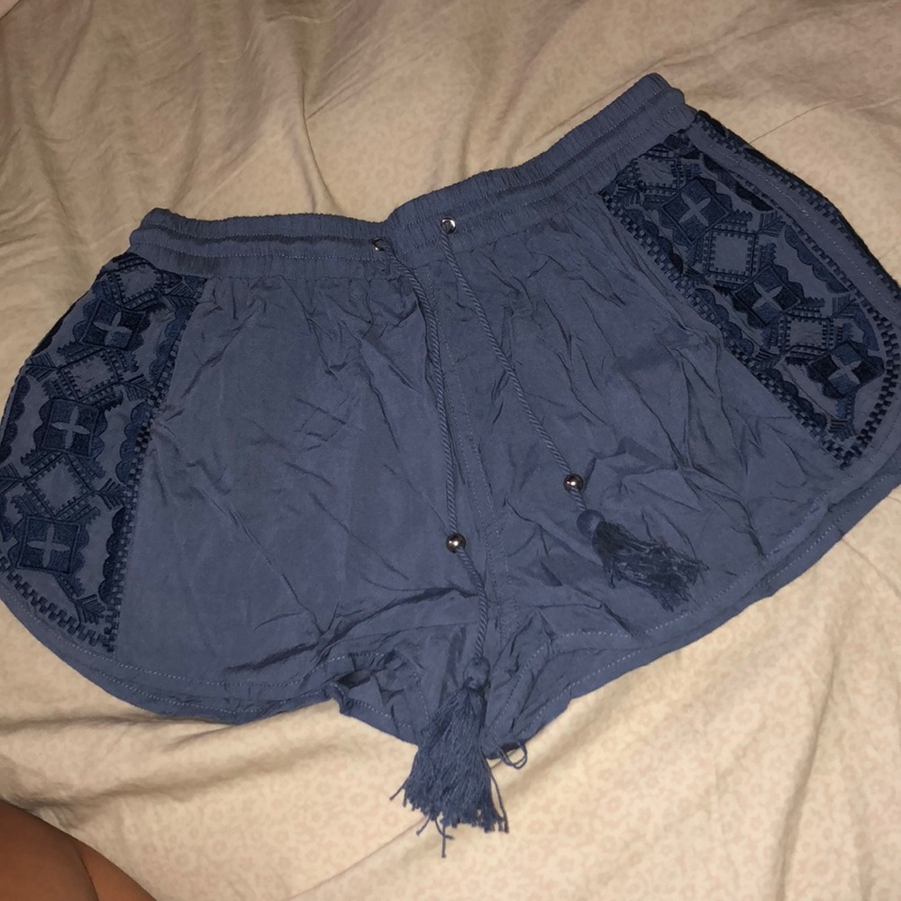 Tassel drawstring shorts